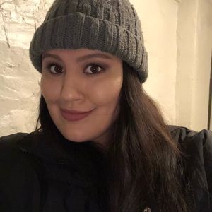 Meet your Posher, Elaina